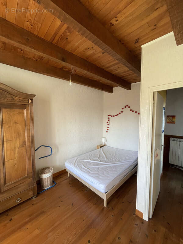 Maison à BROUSSES-ET-VILLARET