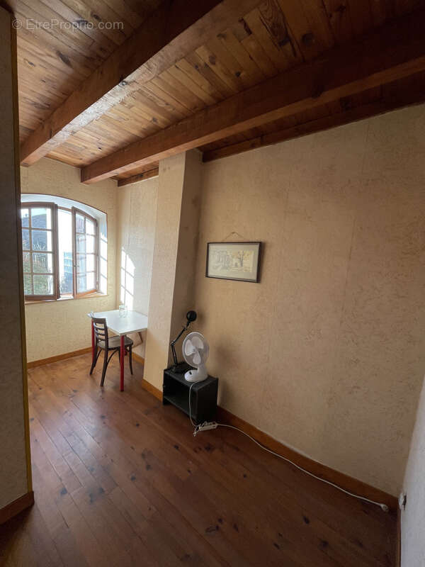 Maison à BROUSSES-ET-VILLARET