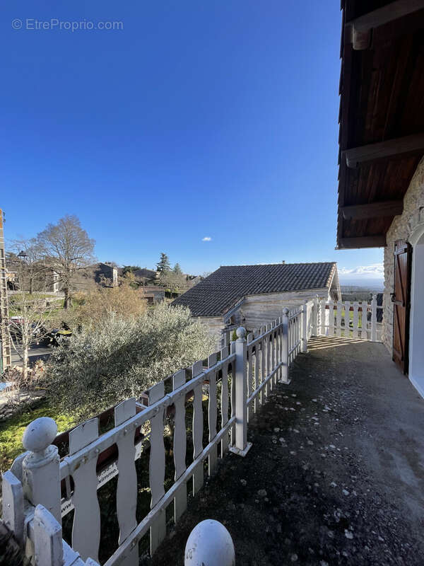 Maison à BROUSSES-ET-VILLARET