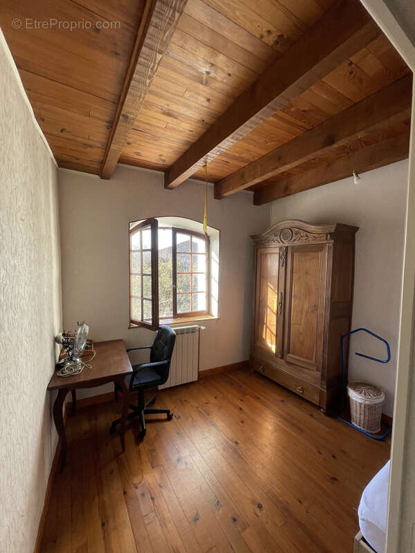 Maison à BROUSSES-ET-VILLARET