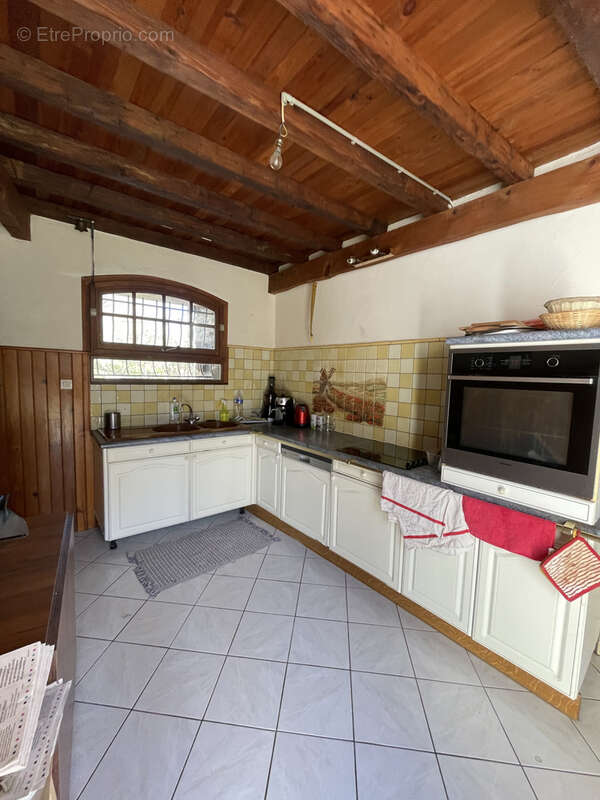 Maison à BROUSSES-ET-VILLARET