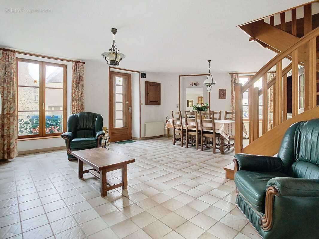 Maison à LA HAYE-DU-PUITS