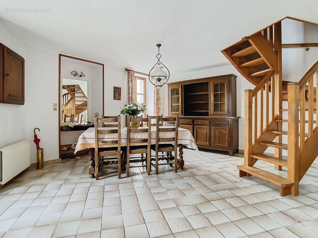 Maison à LA HAYE-DU-PUITS