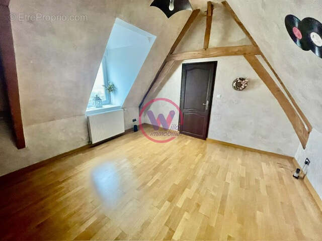 Maison à BEAUMETZ-LES-LOGES