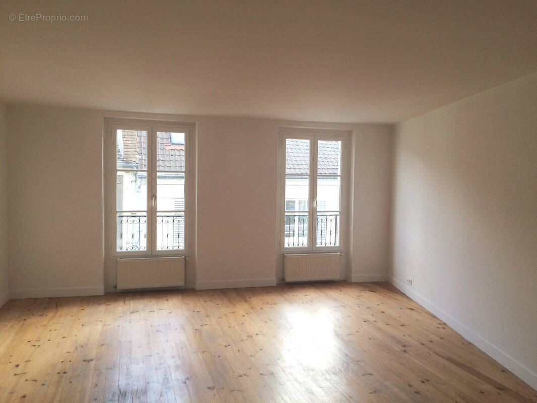 Appartement à PONTOISE