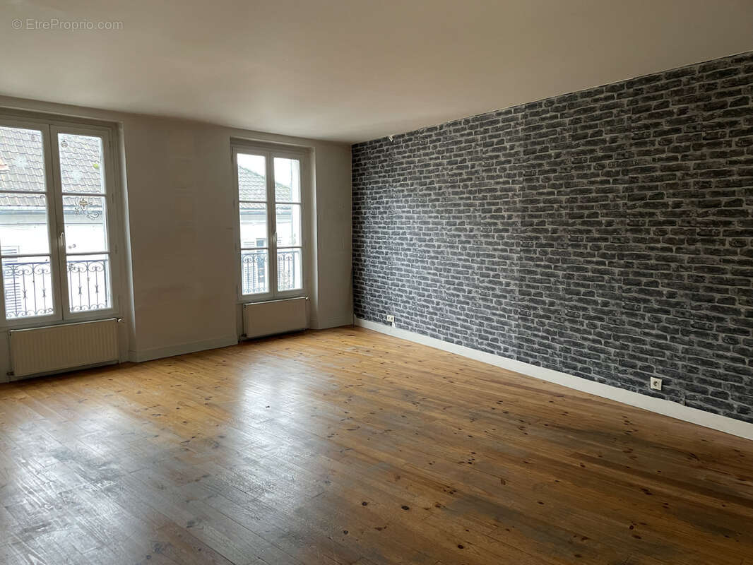 Appartement à PONTOISE