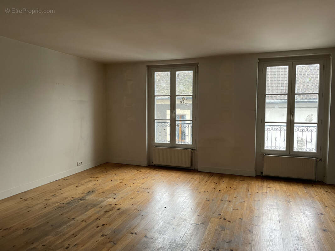 Appartement à PONTOISE