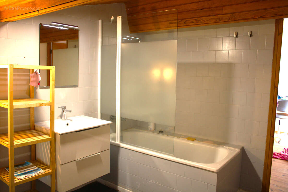 Maison à BELVEZE-DU-RAZES