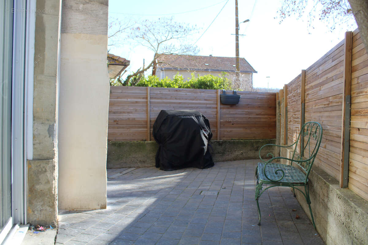 Maison à BELVEZE-DU-RAZES