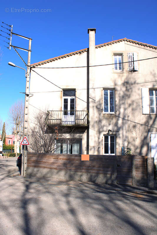 Maison à BELVEZE-DU-RAZES