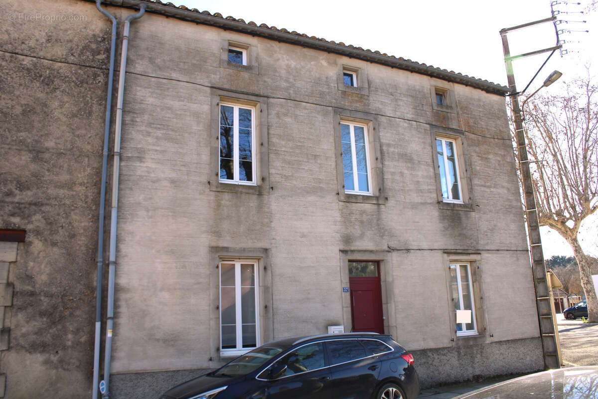 Maison à BELVEZE-DU-RAZES