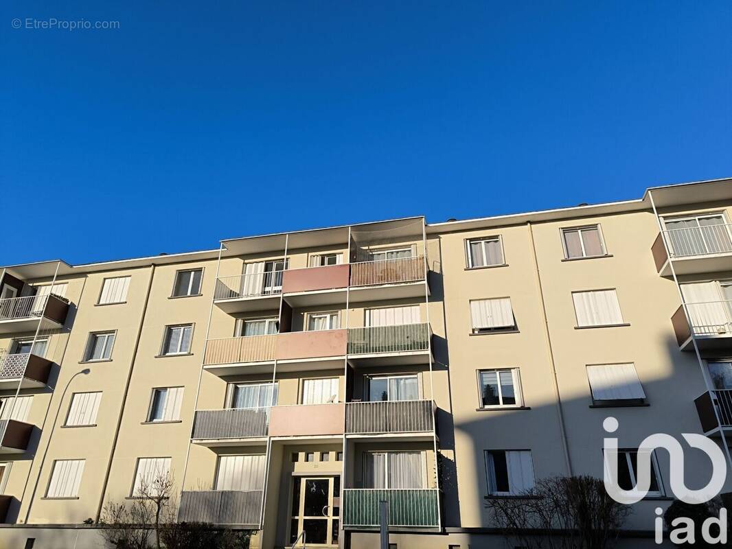 Photo 2 - Appartement à SAINT-FARGEAU-PONTHIERRY