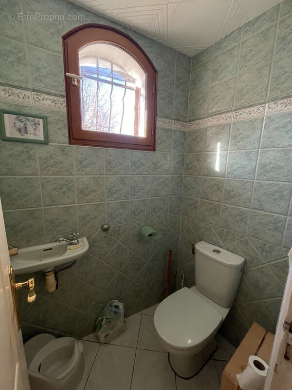 Maison à BROUSSES-ET-VILLARET