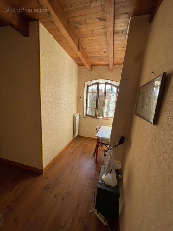 Maison à BROUSSES-ET-VILLARET