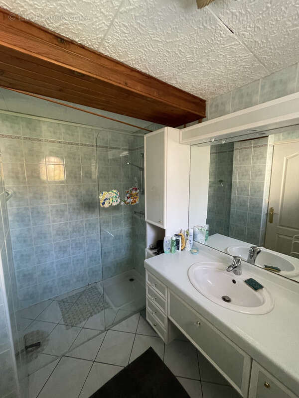 Maison à BROUSSES-ET-VILLARET