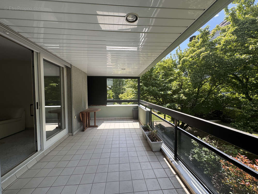 Appartement à MEYLAN