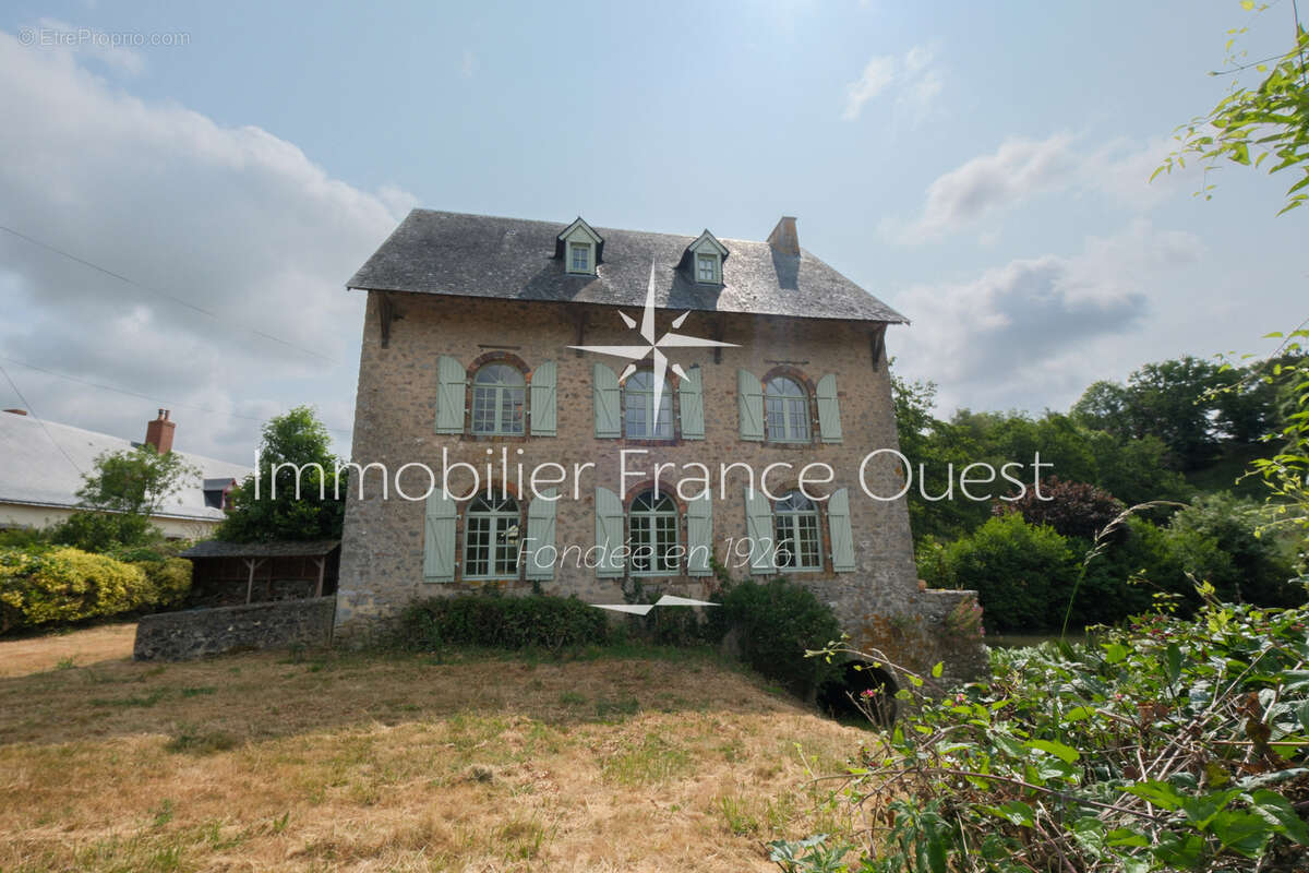 Maison à SABLE-SUR-SARTHE