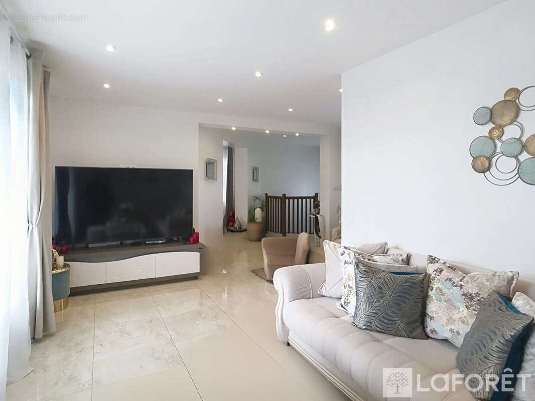 Appartement à VITROLLES