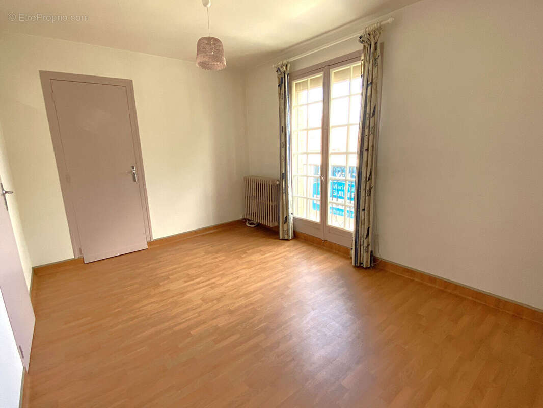 Maison à CREPY-EN-VALOIS