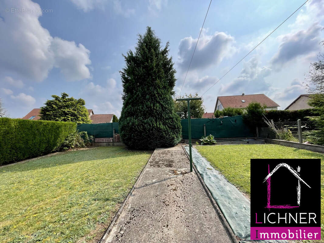 Maison à LONGEVILLE-LES-SAINT-AVOLD