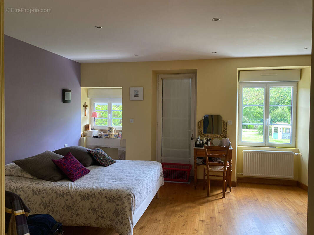 Maison à SAINT-MACOUX