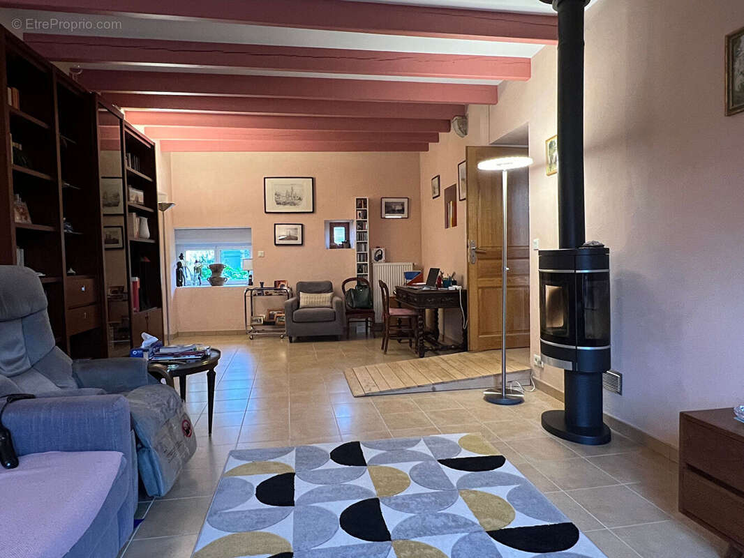 Maison à SAINT-MACOUX