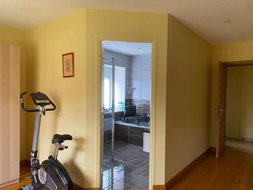 Maison à SAINT-MACOUX