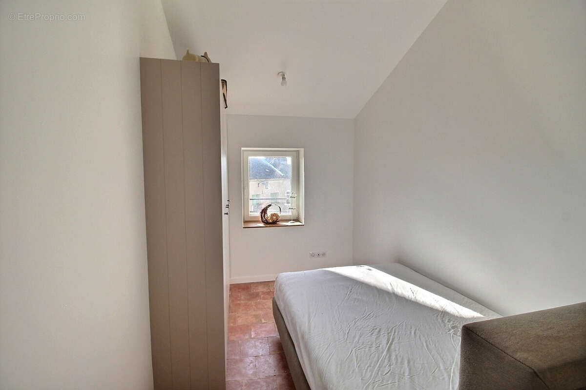 Appartement à JONQUIERES