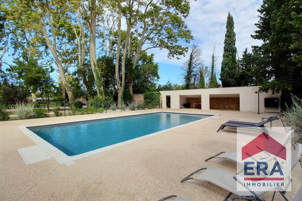 Appartement à JONQUIERES