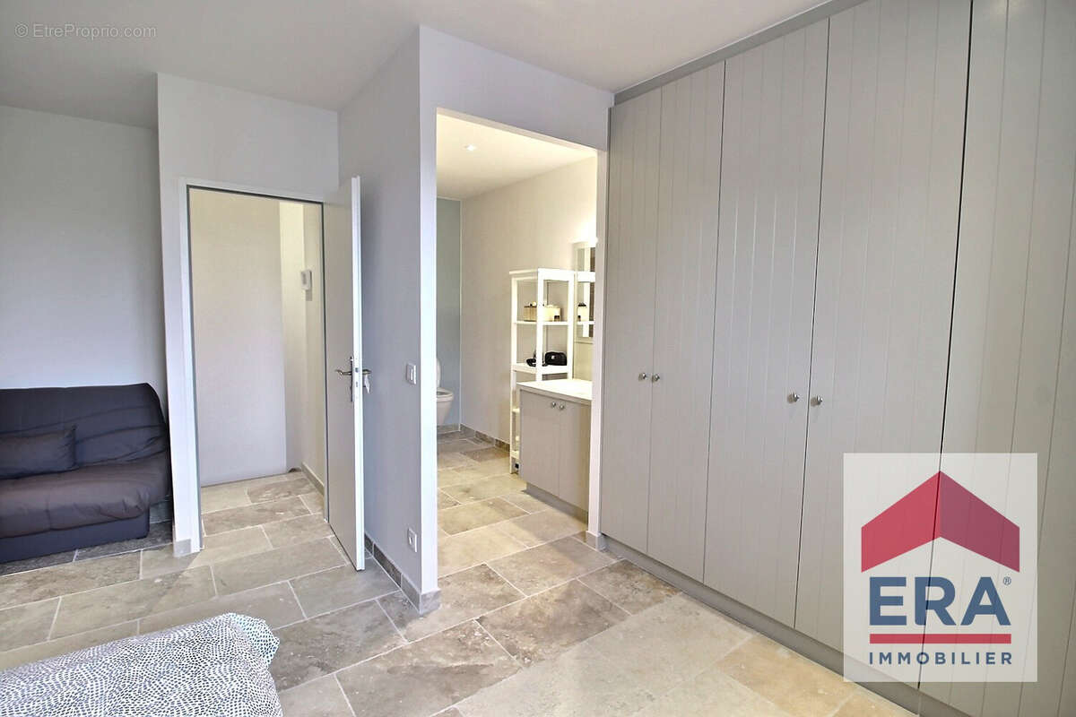 Appartement à JONQUIERES