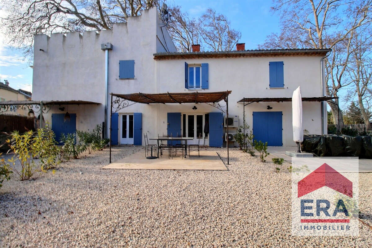 Appartement à JONQUIERES