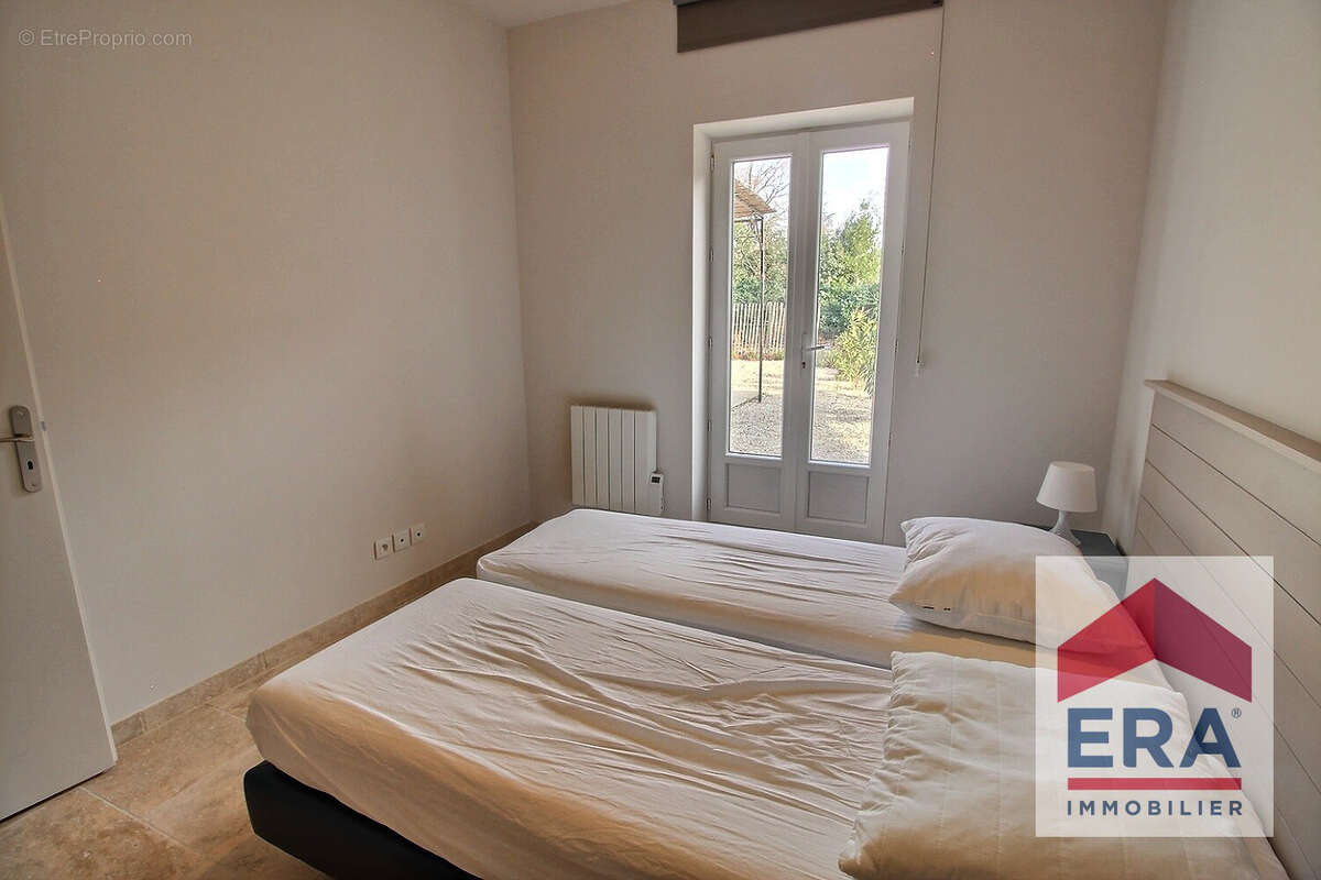 Appartement à JONQUIERES