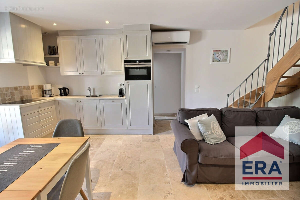 Appartement à JONQUIERES