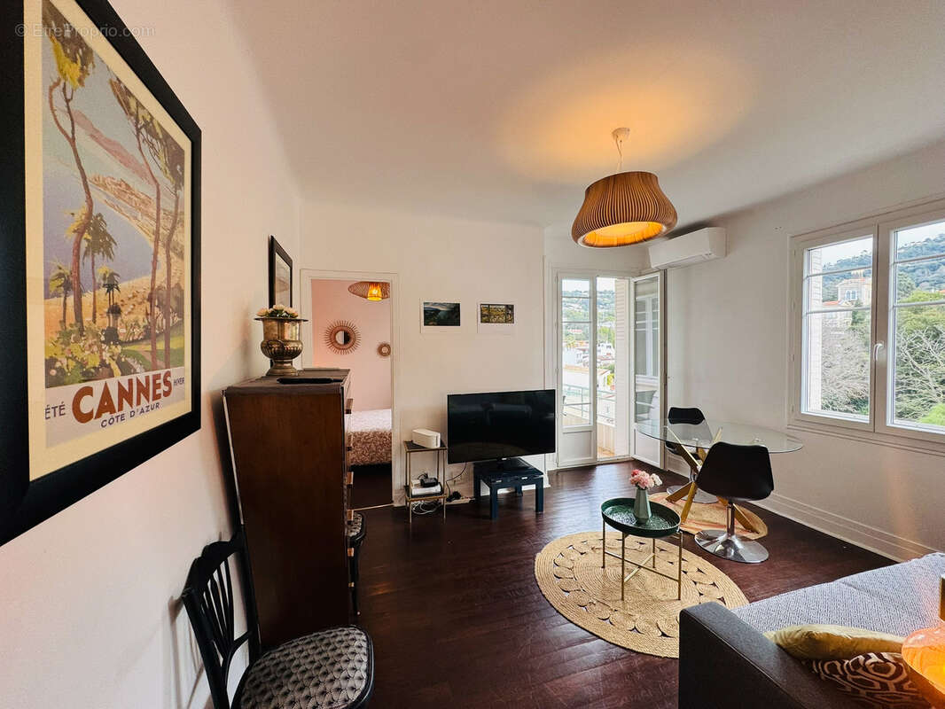 Appartement à CANNES