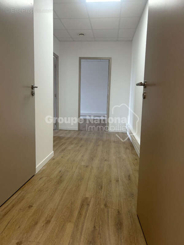 Commerce à LES ANGLES