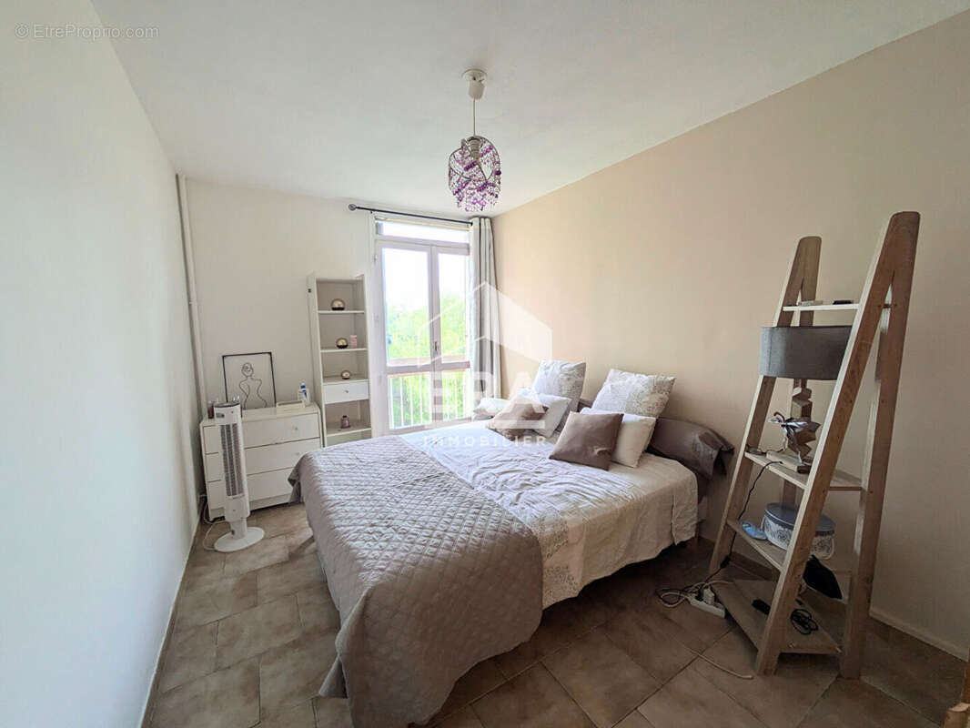 Appartement à MARSEILLE-14E