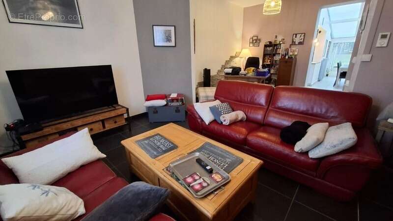 Maison à SAINT-QUENTIN