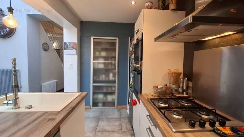 Maison à SAINT-QUENTIN