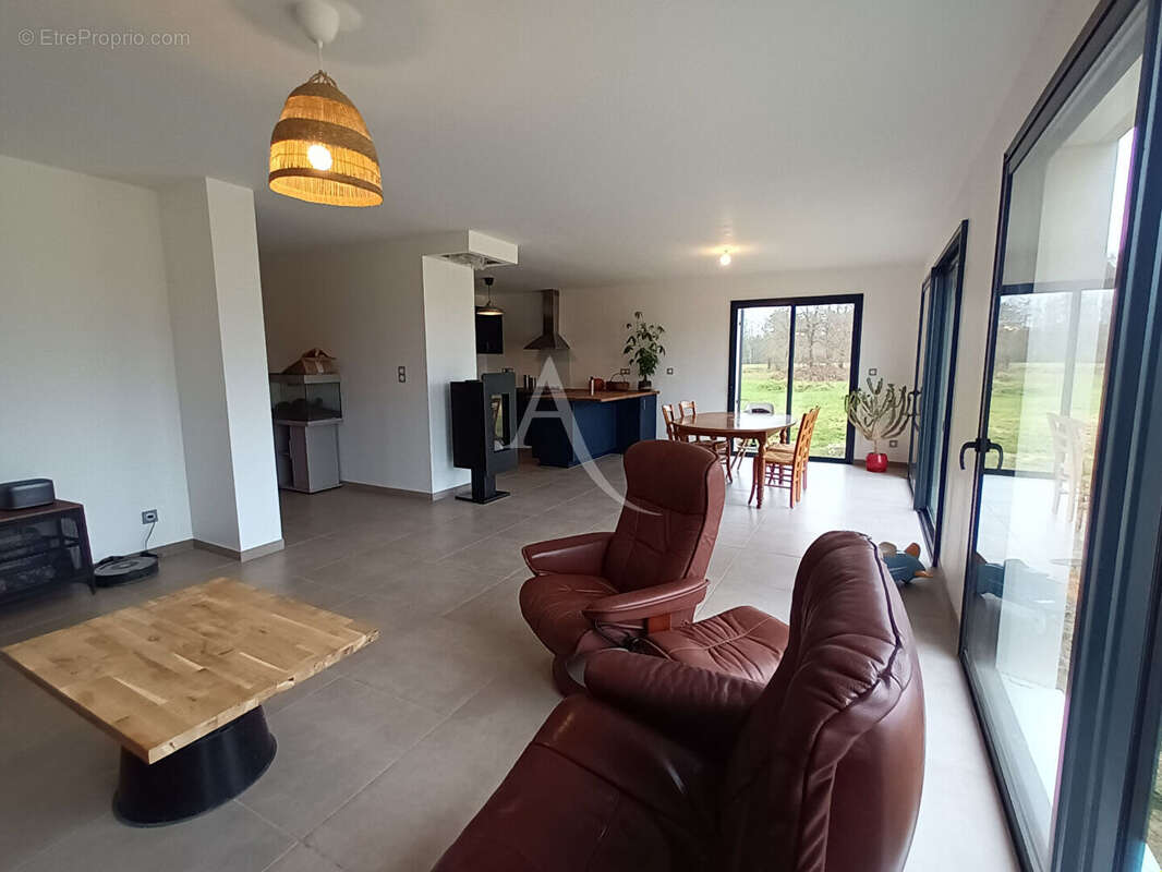 Maison à MONT-PRES-CHAMBORD