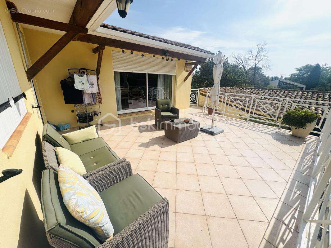 Maison à VILLENEUVE-LES-BEZIERS