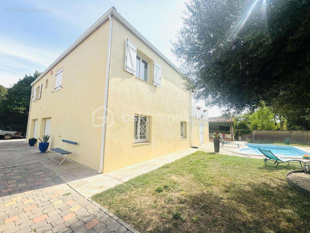 Maison à VILLENEUVE-LES-BEZIERS