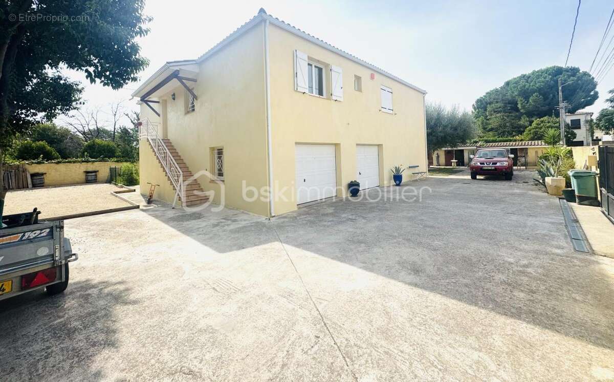 Maison à VILLENEUVE-LES-BEZIERS