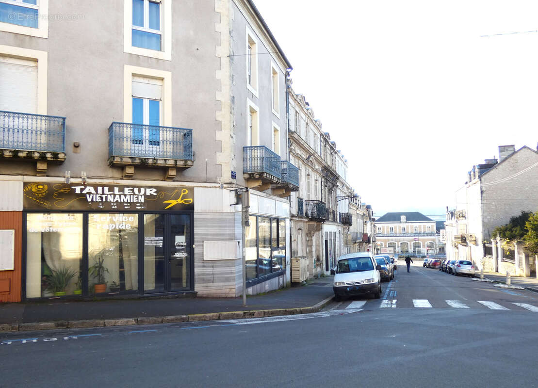 Commerce à PERIGUEUX