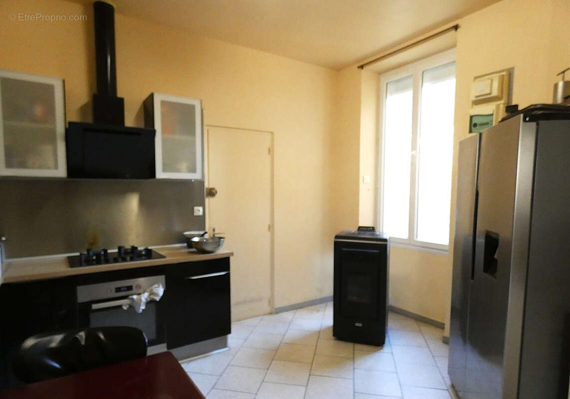 Commerce à PERIGUEUX