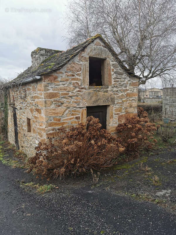 Maison à BARAQUEVILLE