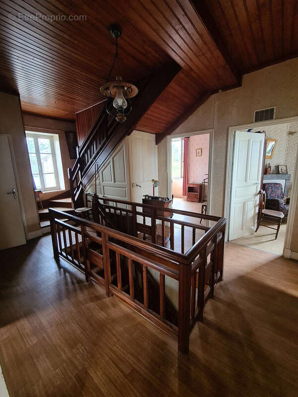 Maison à BARAQUEVILLE