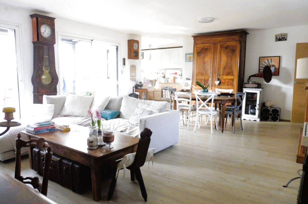 Maison à MESCHERS-SUR-GIRONDE