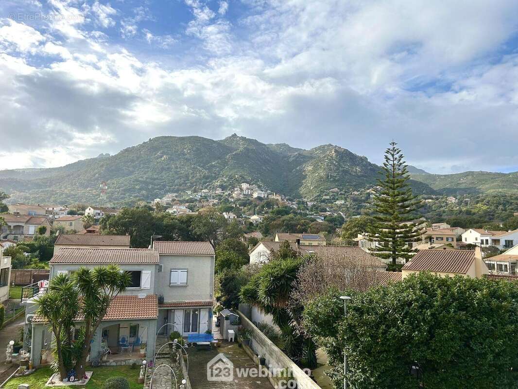 Un endroit au calme prés de tout - Appartement à BIGUGLIA