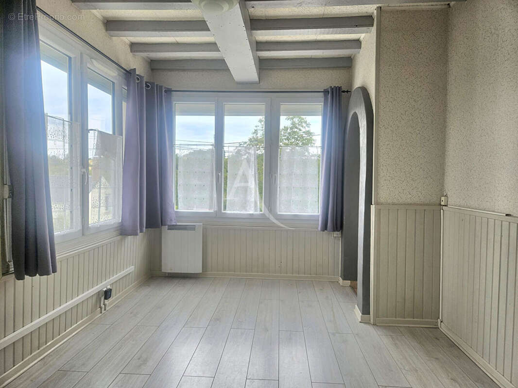 Maison à MONTRICHARD