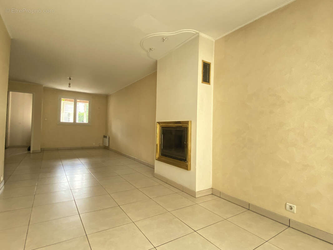 Maison à LE PLESSIS-PATE